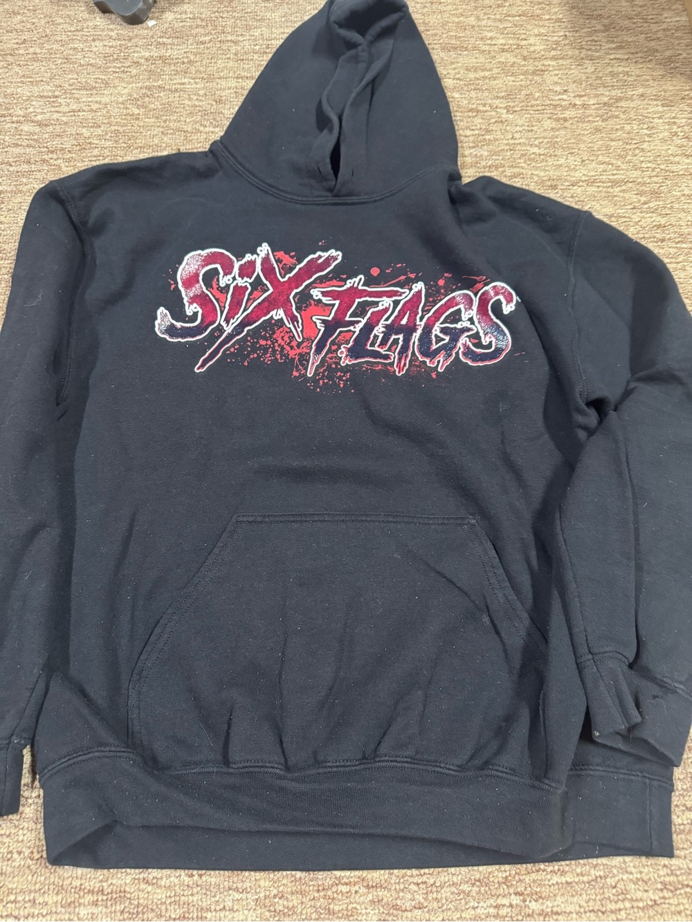 Six Flags fright fest hoodie medium